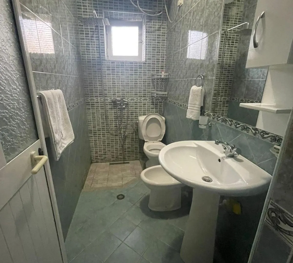 Seafront Villa With A Stunning Garden Golem  0*, Golem (Tirana) Albánie