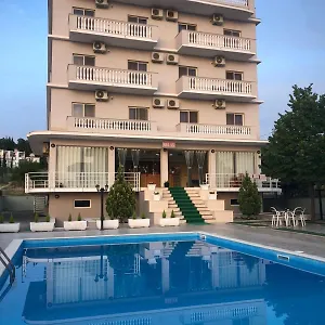Relax & Hotel