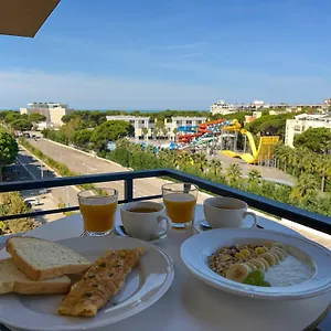 Apartment Savana Modern By The Sea, Golem (Tirana)