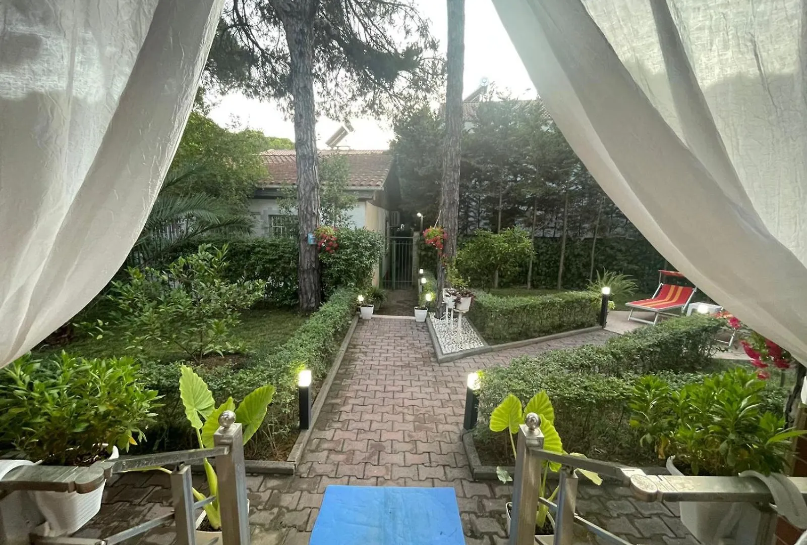 Seafront Villa With A Stunning Garden Golem  0*, Golem (Tirana) Albania